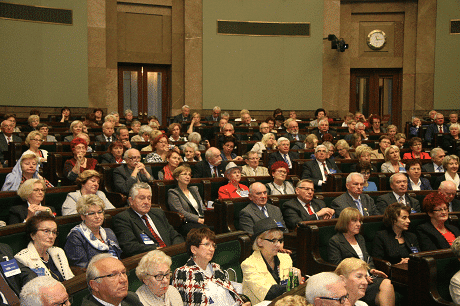 Obywatelski Parlament Seniorów Zagrożony