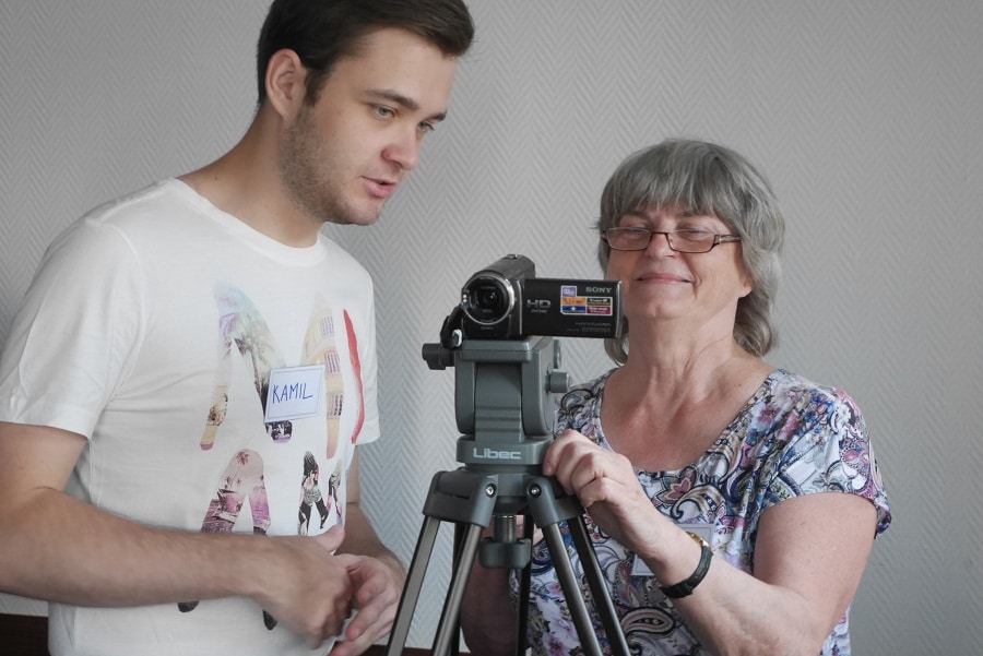 Późne debiuty – seniorzy za kamerami