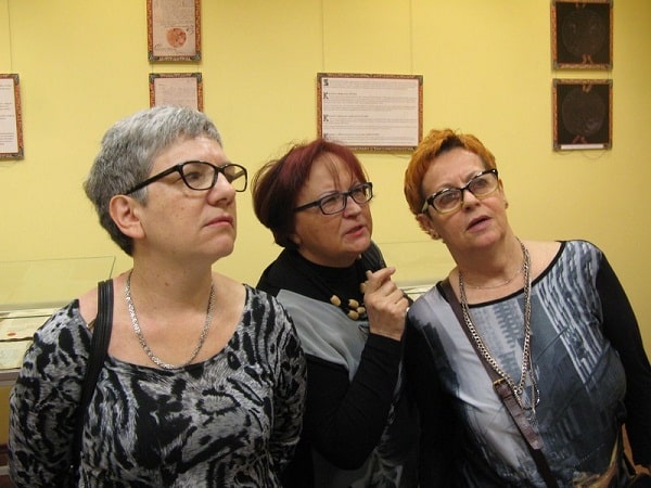 Seniorzy na wystawie w Archiwum Bydgoskim