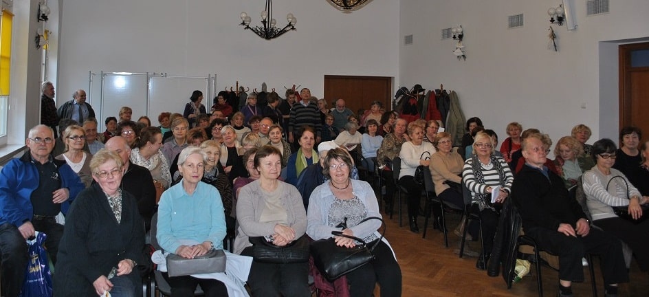 Tłumy chętnych na spotkaniach Klubu Seniora Podróżnika