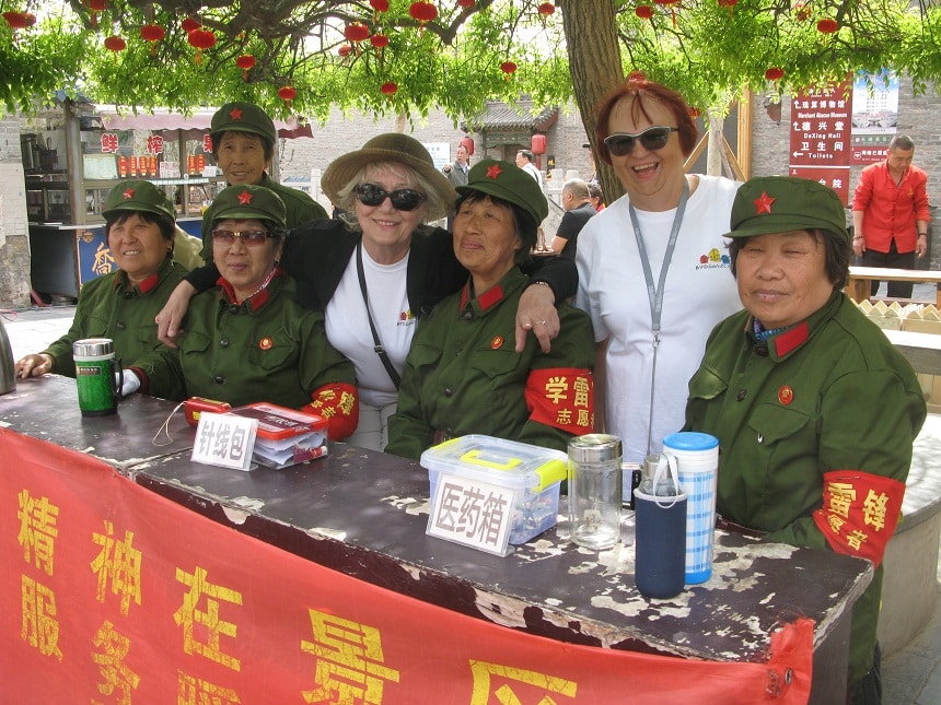 W Pekinie na każdym kroku można było spotkać żołnierzy Chińskiej Armii Ludowej