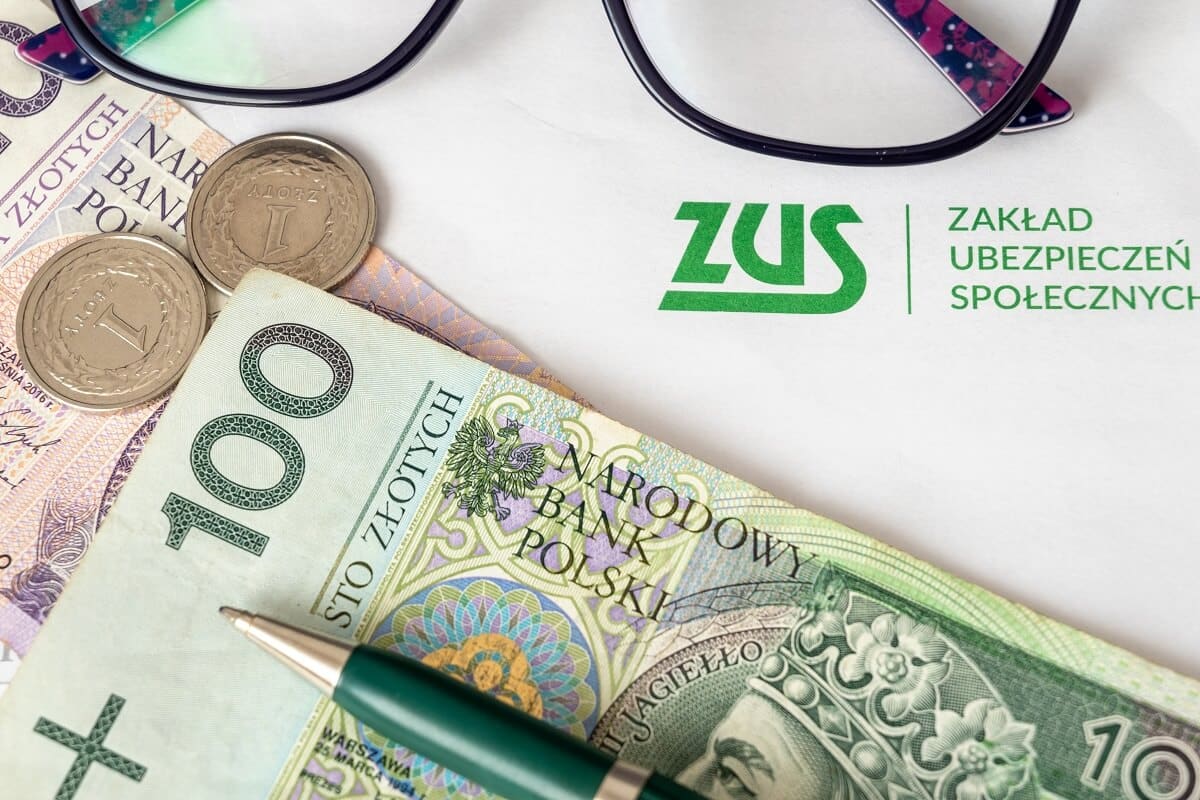 Waloryzacja emerytur 2025: ostateczna podwyżka 5,5% [TABELA NETTO]