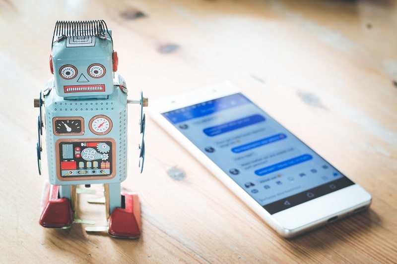 Chatbot. Przykład wrocławskiego lotniska