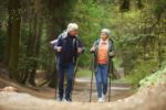 Jak zacząć przygodę z nordic walking? Sprawdź i wybierz profesjonalne kije z oferty sklepu sportowego Sportano