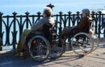 Praca w opiece – jak się do niej przygotować?