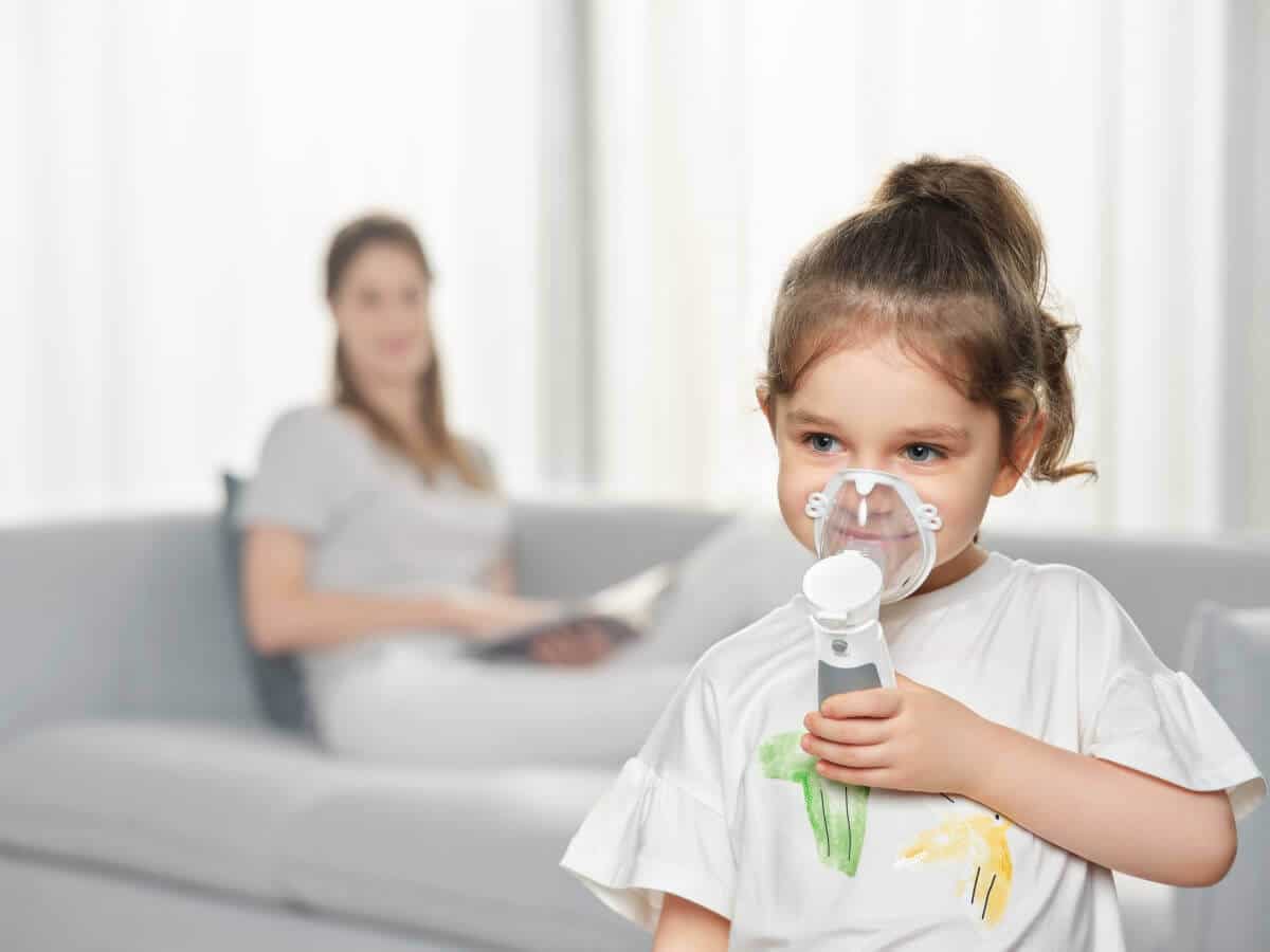 Inhalator siateczkowy [innowacyjne podejście do inhalacji najmłodszych i najstarszych]