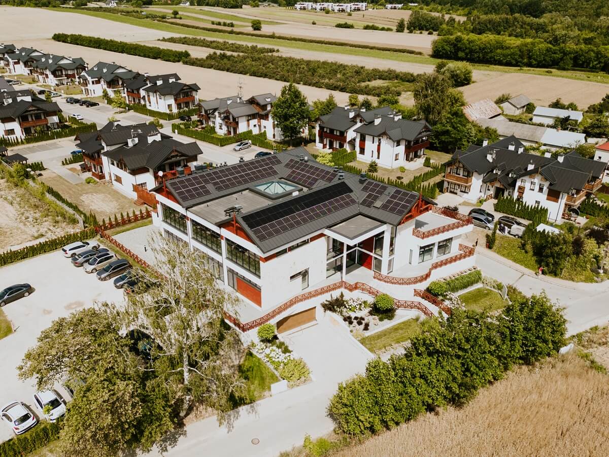 Assisted Living: wygodne życie z odrobiną wsparcia [Aura Senior Home Nałęczów]
